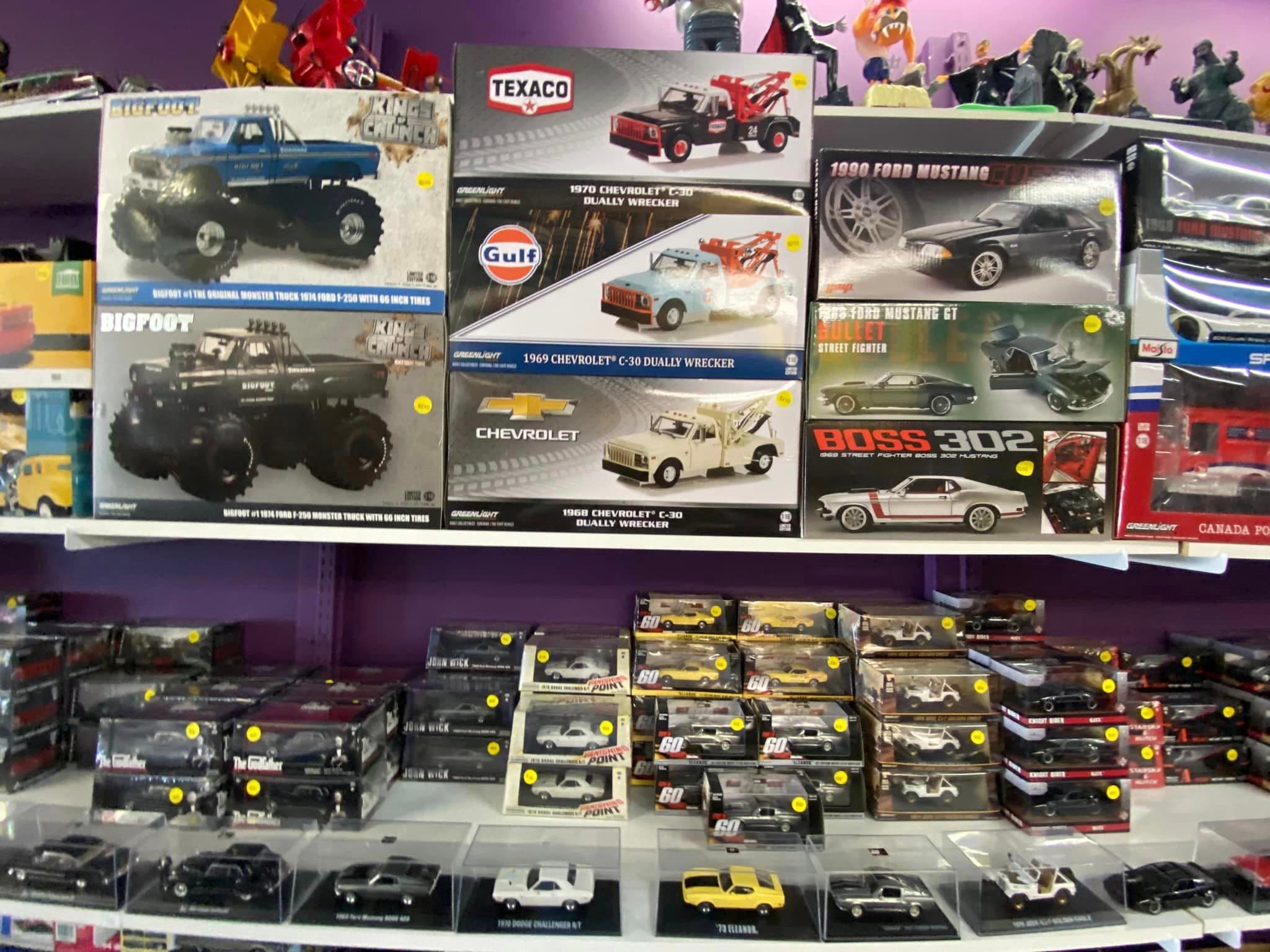 Modellauto Shop Modellstall: Exklusive Marken wie Minichamps, Norev und Schuco entdecken