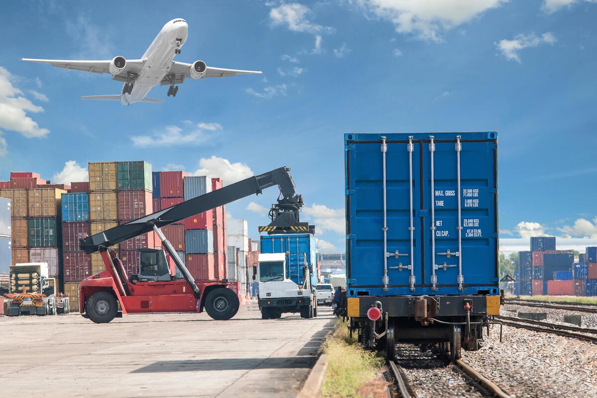 Effiziente Logistiklösungen für Transport Europaweit mit Sicherheit und Präzision