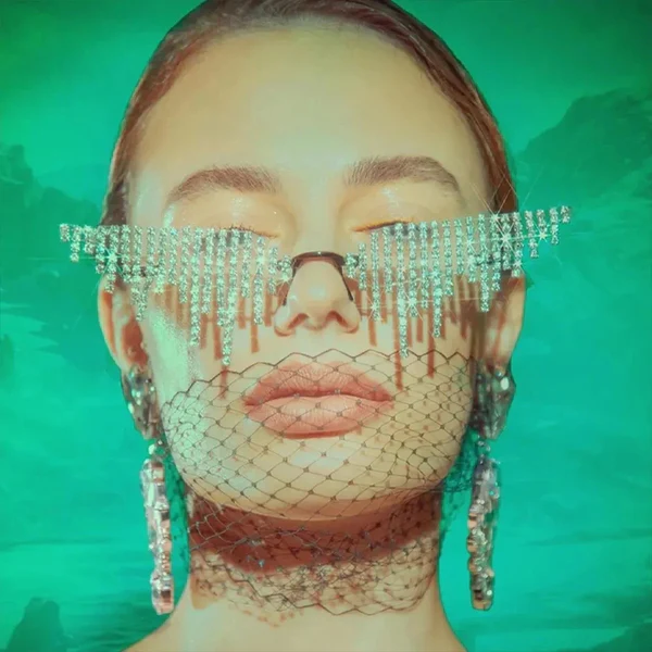 Dein Look, dein Style, deine Festival Sonnenbrille aus dem Venga Store