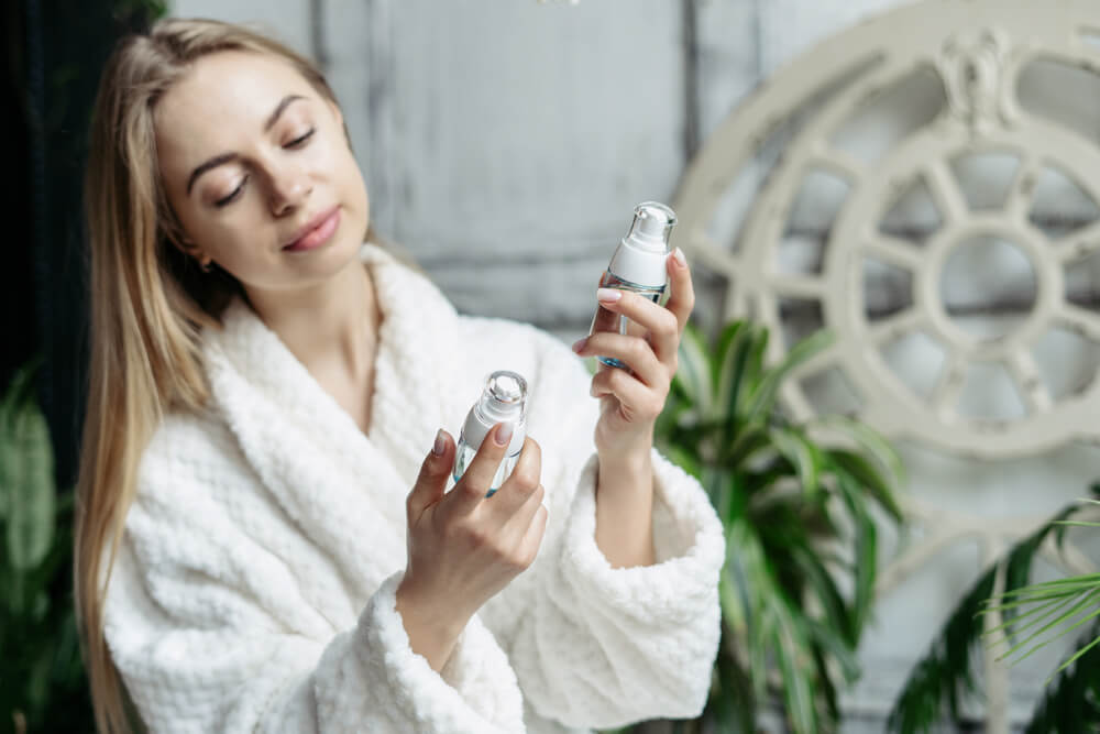 Glatte Haut mit revolax hyaluron – jetzt bei MorySkin