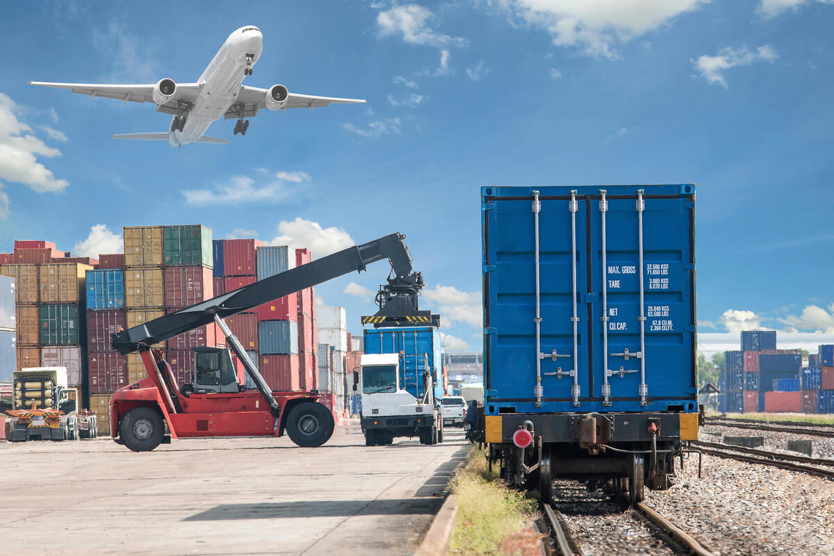 Effiziente Logistiklösungen für Transport Europaweit mit Sicherheit und Präzision